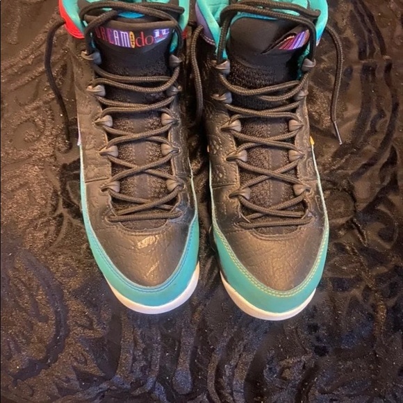 Retro 9 - Picture 3 of 3